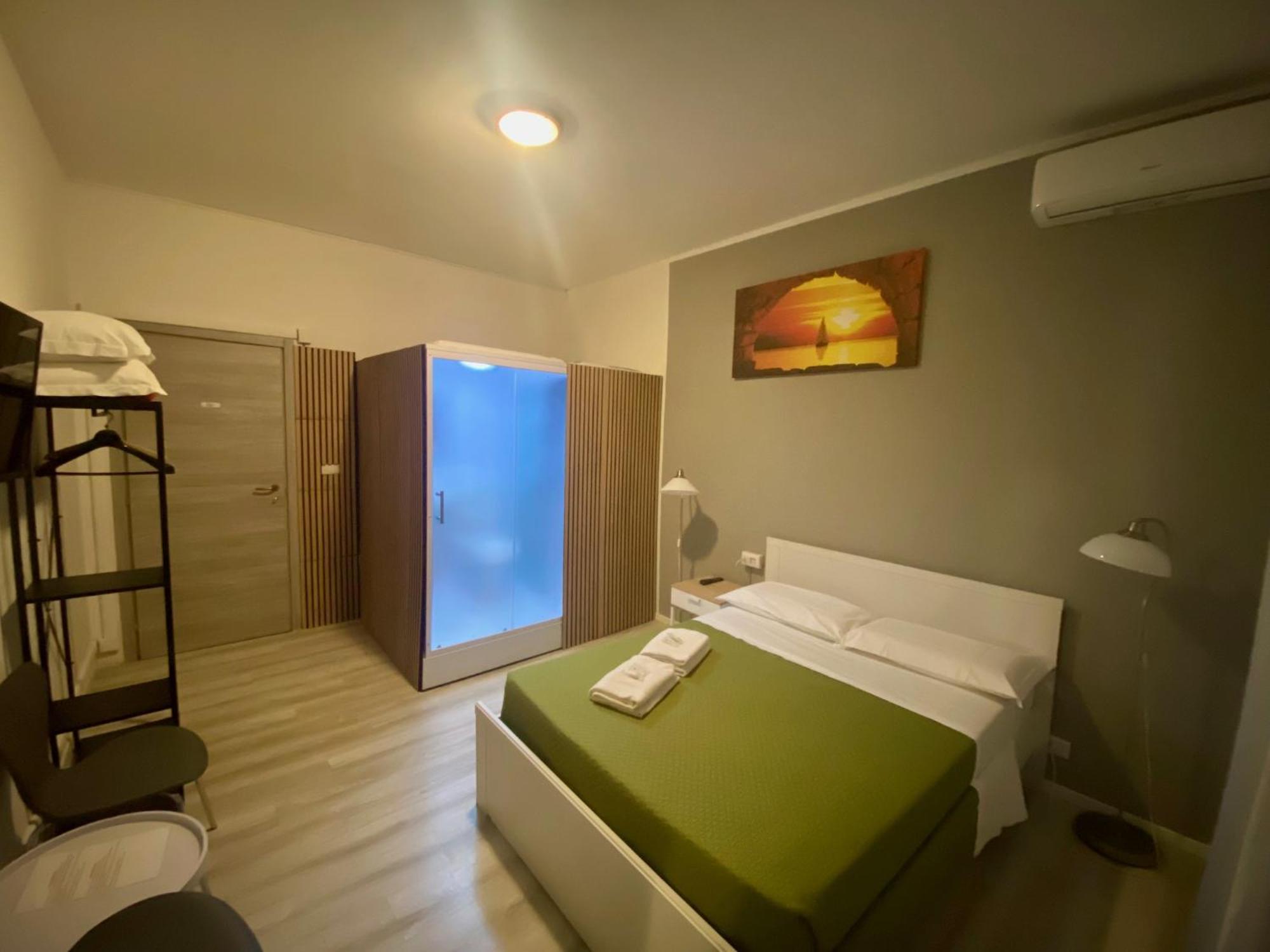 Guest House Pirelli Milano, Milan